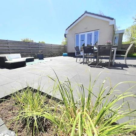 Huisje Britt Met Grote Tuin En Veel Privacy Dirkshorn Екстер'єр фото