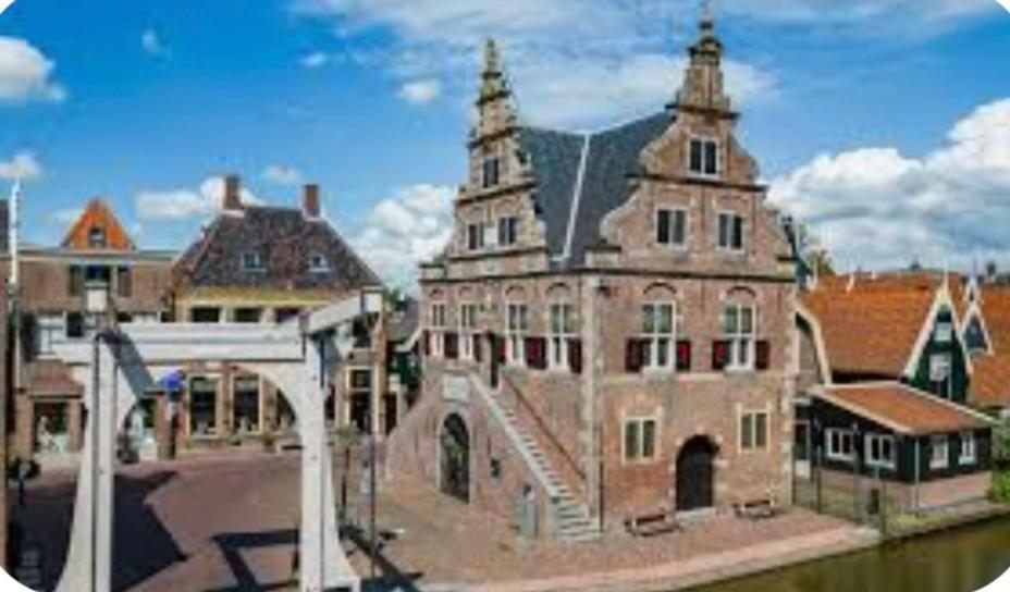 Huisje Britt Met Grote Tuin En Veel Privacy Dirkshorn Екстер'єр фото